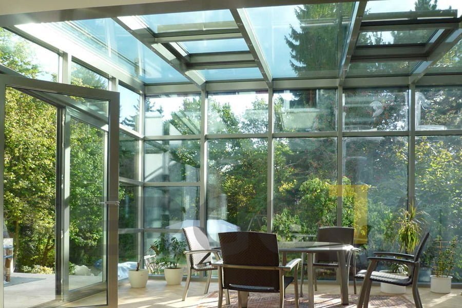 10 Sunroom Features You Should Know to build a sunroom